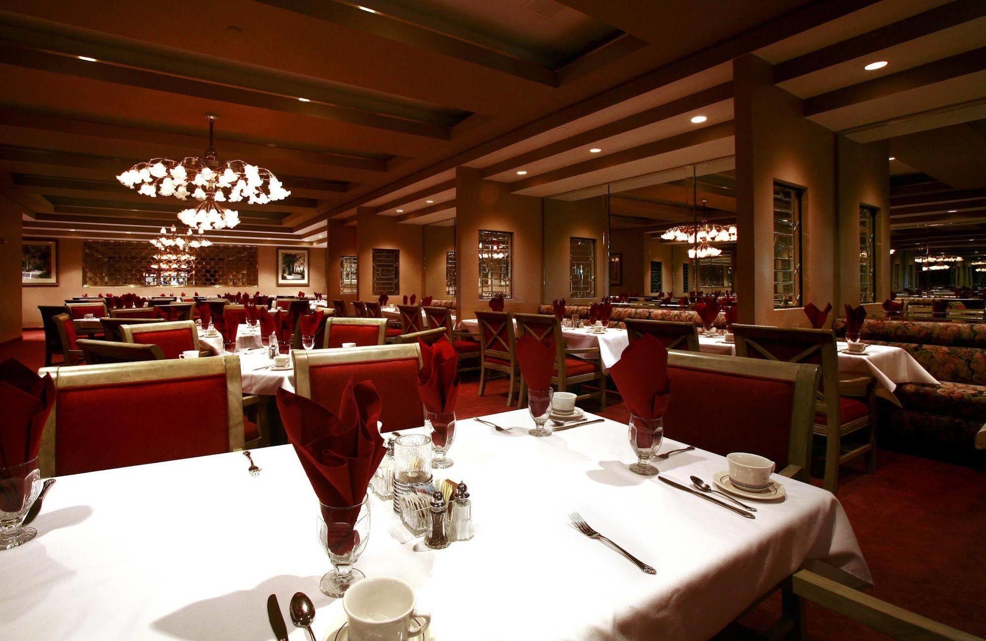 Crowne Plaza Pensacola Grand Hotel Nhà hàng bức ảnh